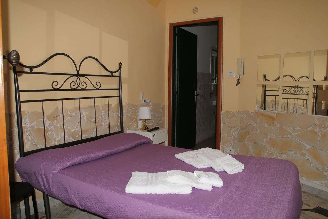 B&B Mascagni CTA Exterior foto